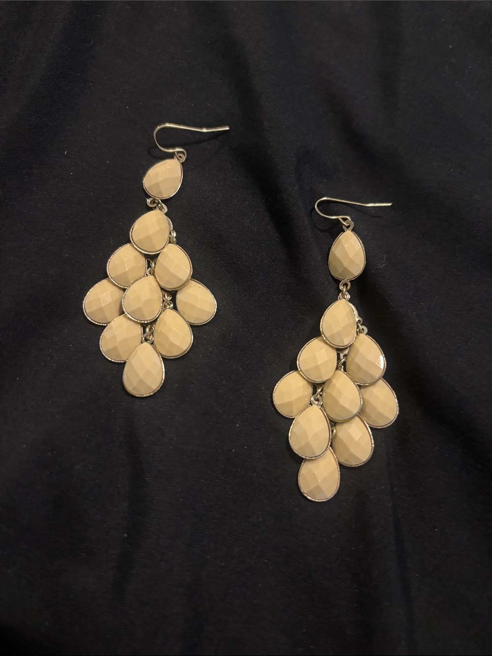 Beige Teardrop Cascade Earrings - Unbranded Fashion Jewelry